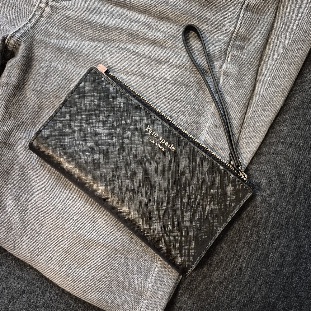 Kate Spade Wristlet